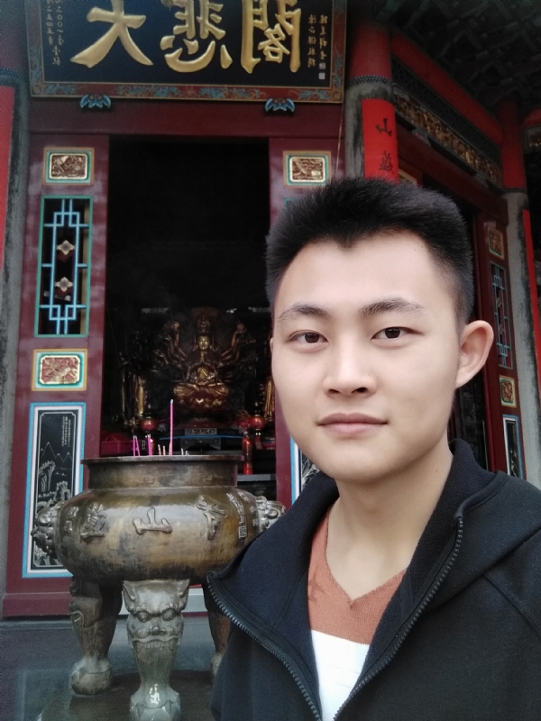 林海峰的第一张照片--龙海相亲网