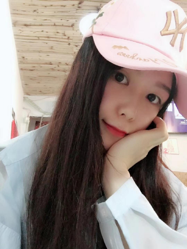 丹丹的第一张照片--龙海相亲网