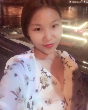 彩儿的第一张照片--龙海相亲网