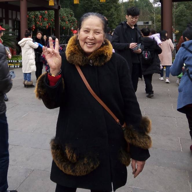 刘刘的第一张照片--龙海相亲网