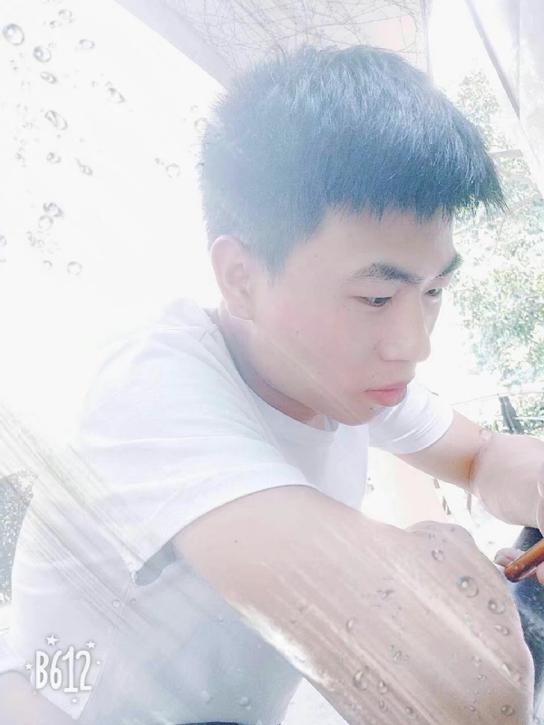 对她说晚安的第一张照片--龙海相亲网