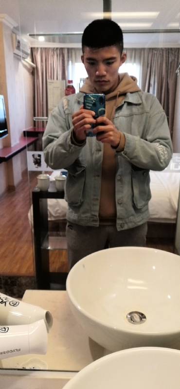 爱上一座陈的第一张照片--龙海相亲网
