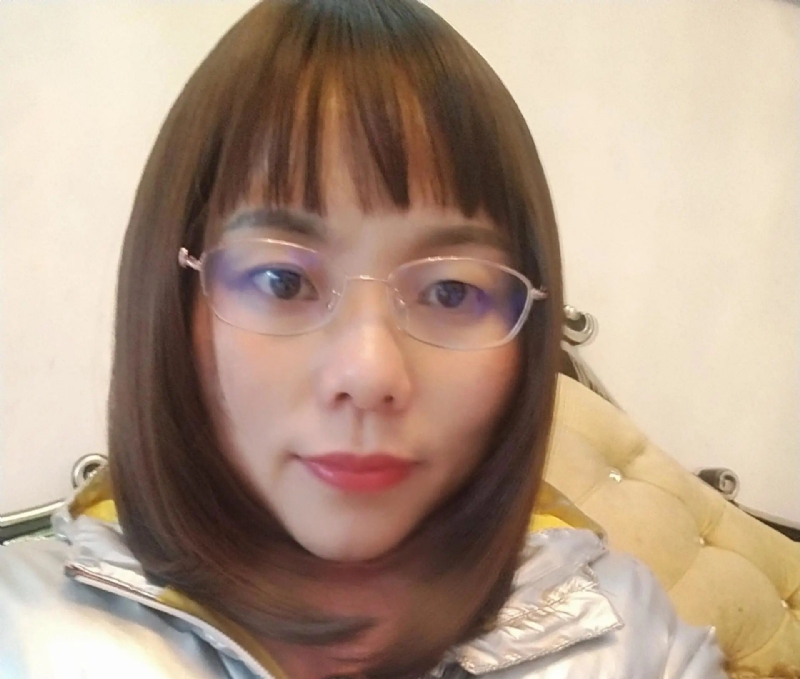 爱笑的彩虹的第一张照片--龙海相亲网