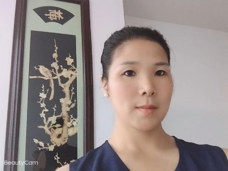 微笑的第一张照片--龙海相亲网