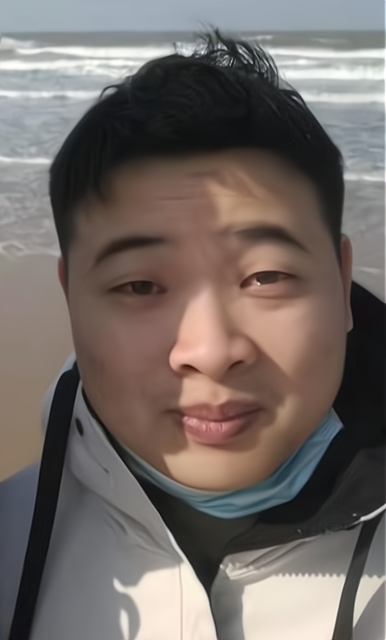 野生设计师的第一张照片--龙海相亲网