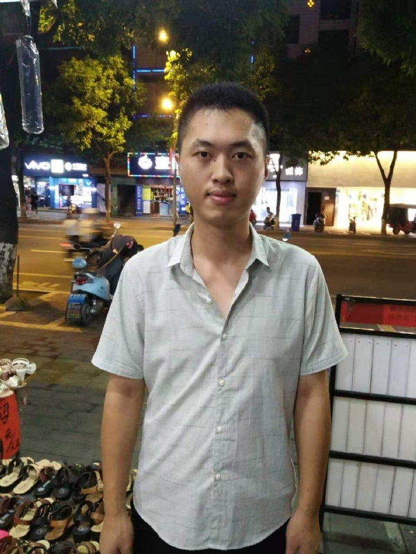 单身的雄鹰的第一张照片--龙海相亲网
