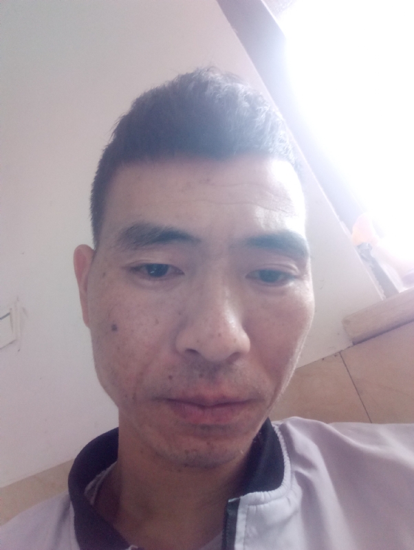 想你的夜的第一张照片--龙海相亲网