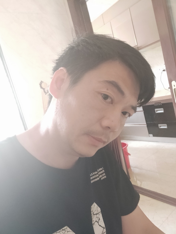 漫步的第一张照片--龙海相亲网