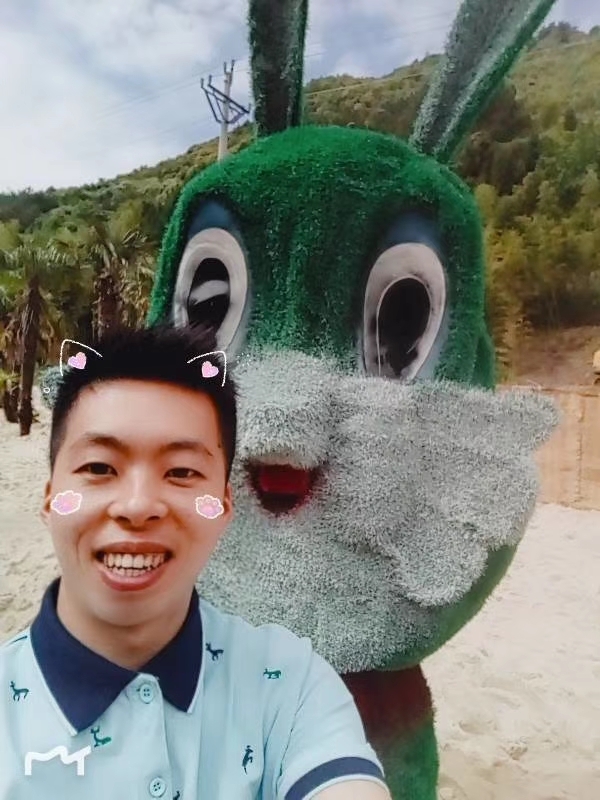 爱就要向前冲的第一张照片--龙海相亲网