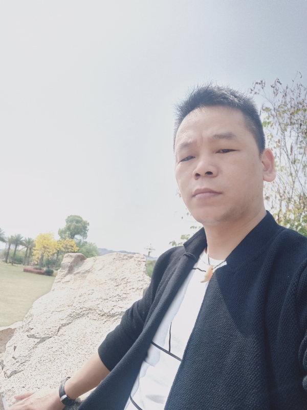 受伤的人的第一张照片--龙海相亲网