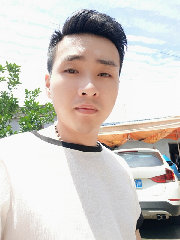 人间烟火的第一张照片--龙海相亲网