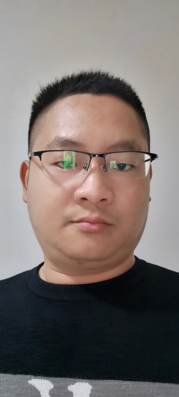 龙逍遥的第一张照片--龙海相亲网
