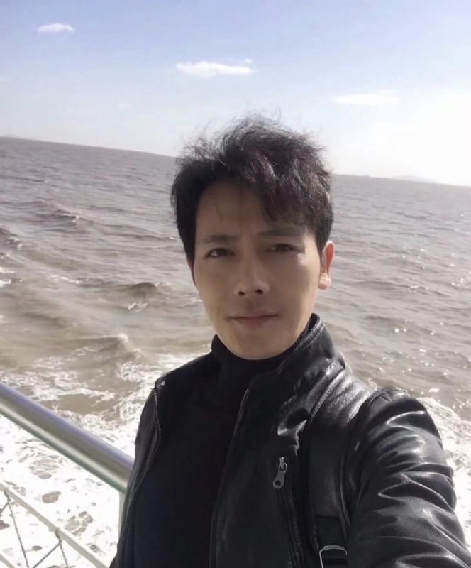 疯狂的小鱼的第一张照片--龙海相亲网