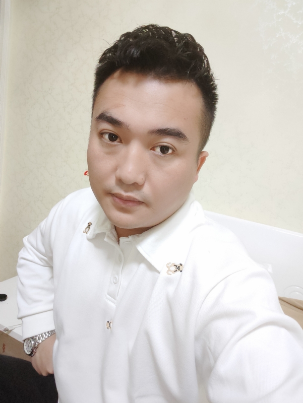 哈哈先生的第三张照片--龙海相亲网