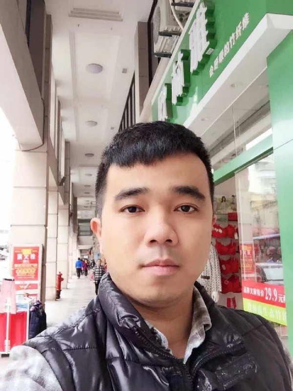 小小怪兽的第一张照片--龙海相亲网