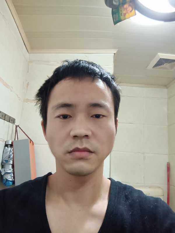 守望天空的第一张照片--龙海相亲网