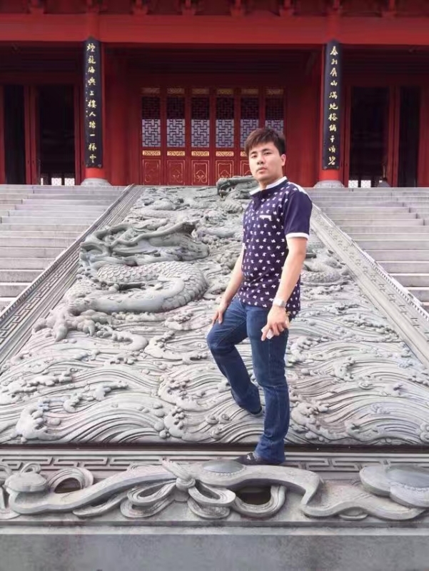 御龙氏的第一张照片--龙海相亲网