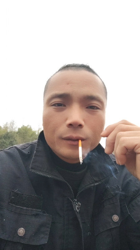 伯爵的第一张照片--龙海相亲网
