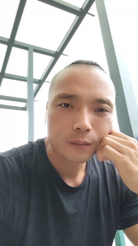 伯爵的第三张照片--龙海相亲网