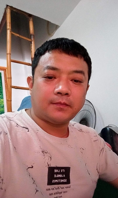 萍水相逢的第四张照片--龙海相亲网