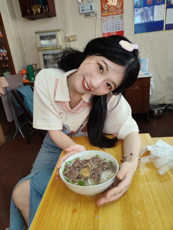 甜果的第一张照片--龙海相亲网