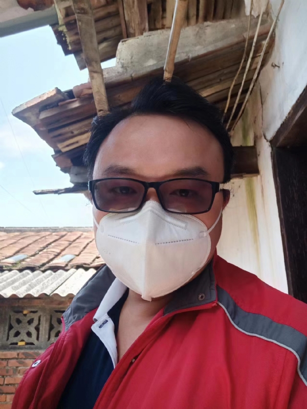 如影随形的第一张照片--龙海相亲网
