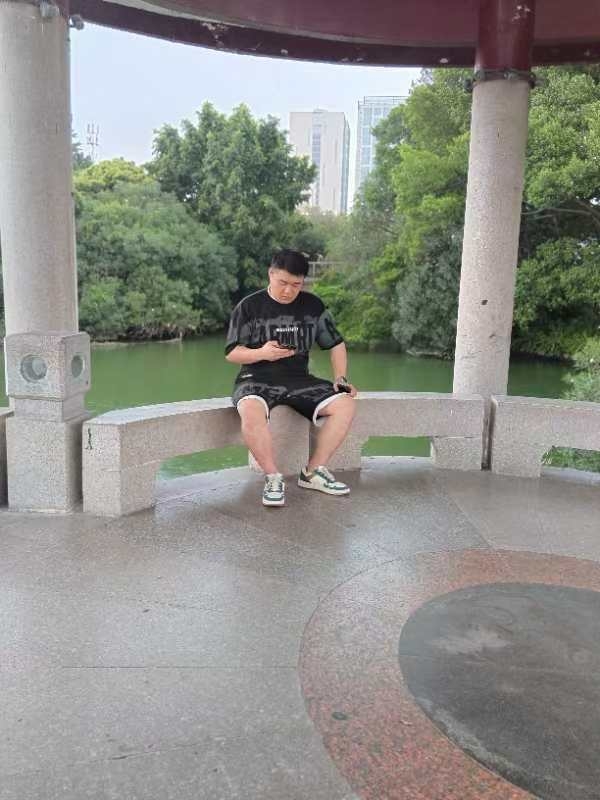 不善挽留的第二张照片--龙海相亲网