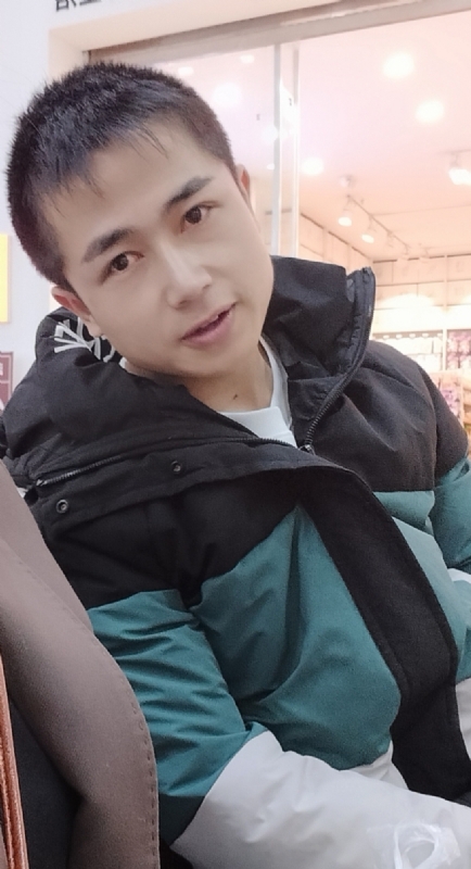 不骄不躁的第一张照片--龙海相亲网
