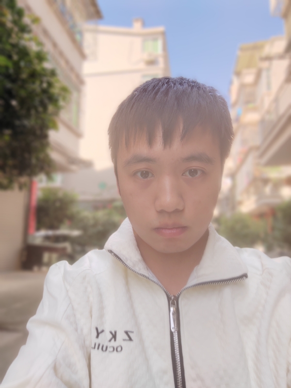 温柔的第一张照片--龙海相亲网