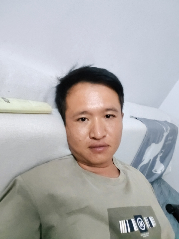 陌生人的第三张照片--龙海相亲网