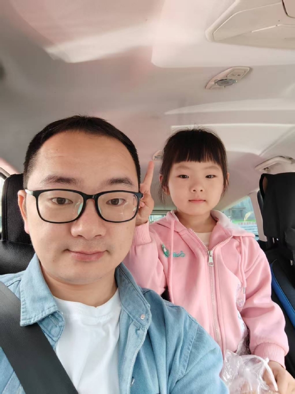 知天晓的第一张照片--龙海相亲网