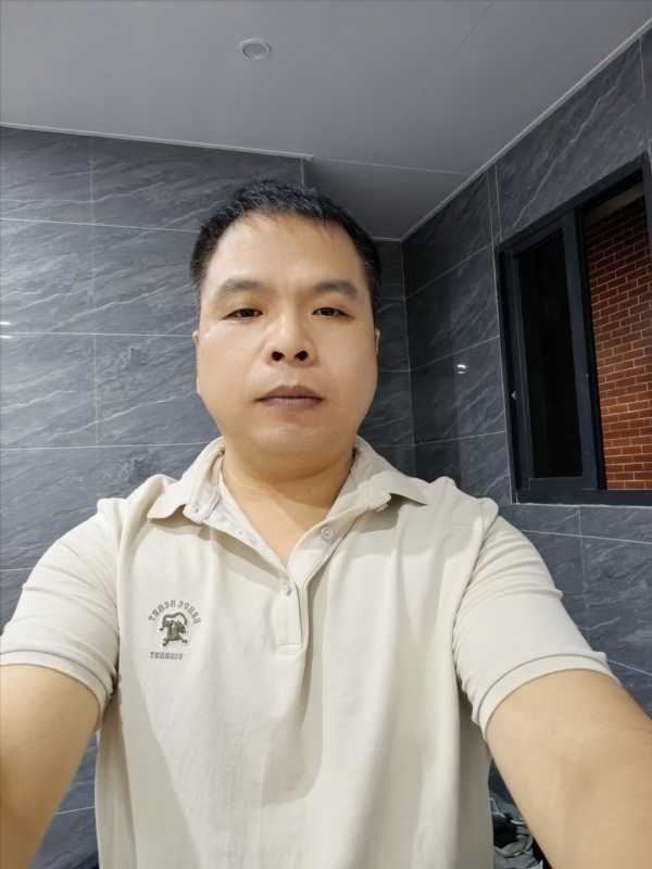 刘两水的第一张照片--龙海相亲网